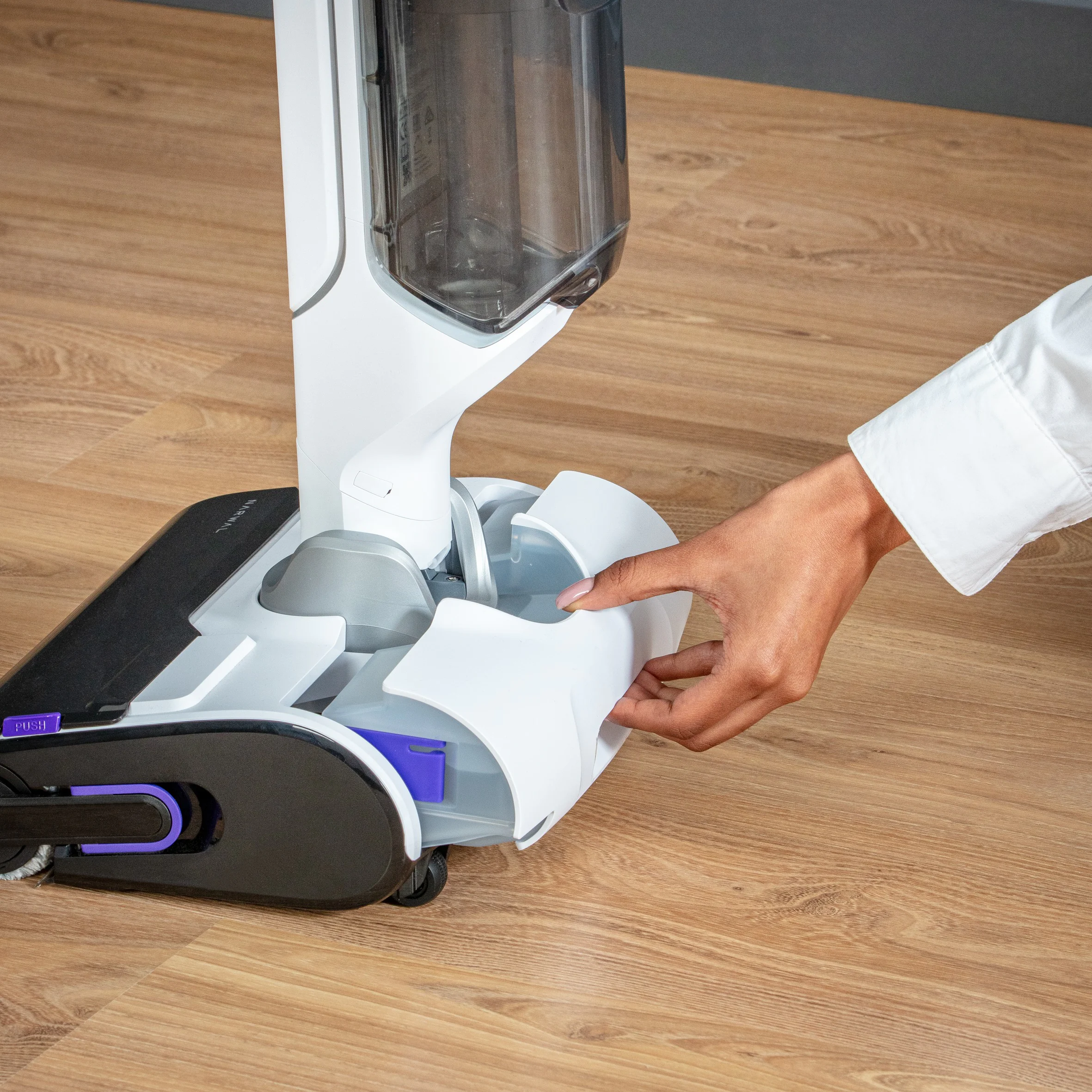 Миючий акумуляторний пилосос для твердої підлоги Rowenta X-CLEAN 10 GZ7540WO